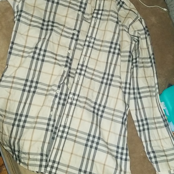 Burberry - Picture 2 of 2